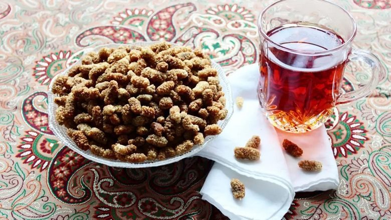 فواید توت خشک,فواید توت خشک برای بدن,فواید توت خشک برای لاغری