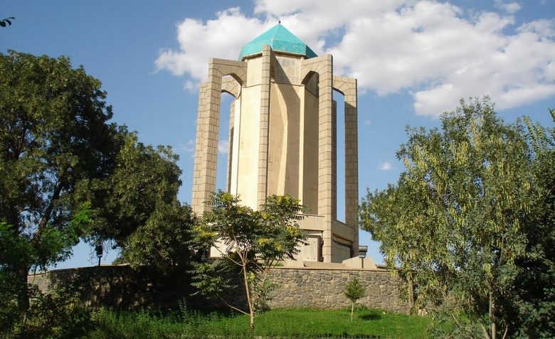 بهترین زمان برای سفر به همدان,بهترین زمان سفر به همدان,بهترین سوغات همدان