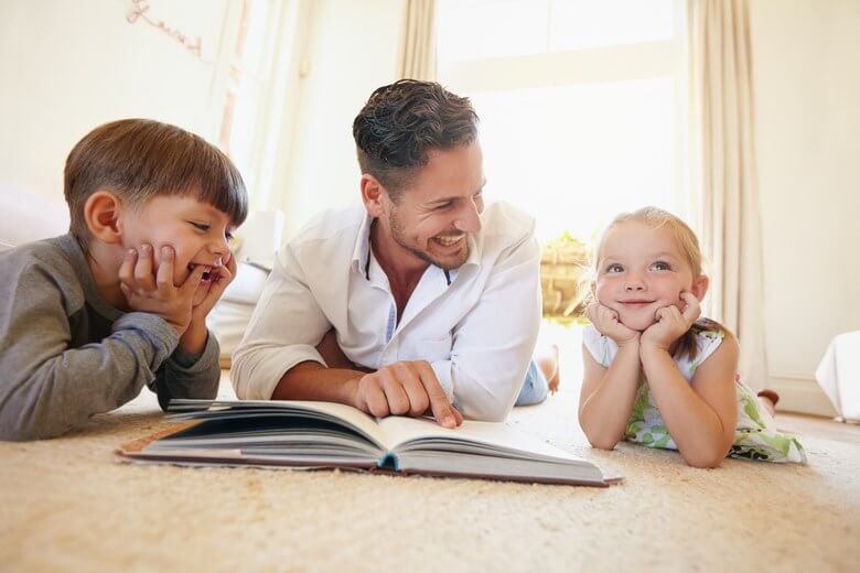 فواید قصه گویی برای کودک,فواید قصه گویی برای کودکان,فواید قصه گویی کودکان