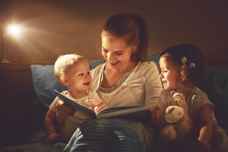 فواید قصه گویی برای کودک,فواید قصه گویی برای کودکان,فواید قصه گویی کودکان