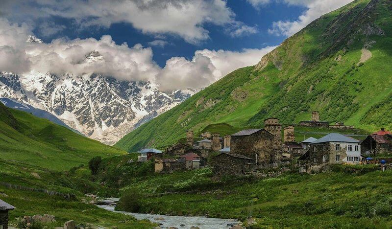 بهترین وقت سفر به گرجستان,جاذبه های گردشگری گرجستان,راهنمای سفر به گرجستان
