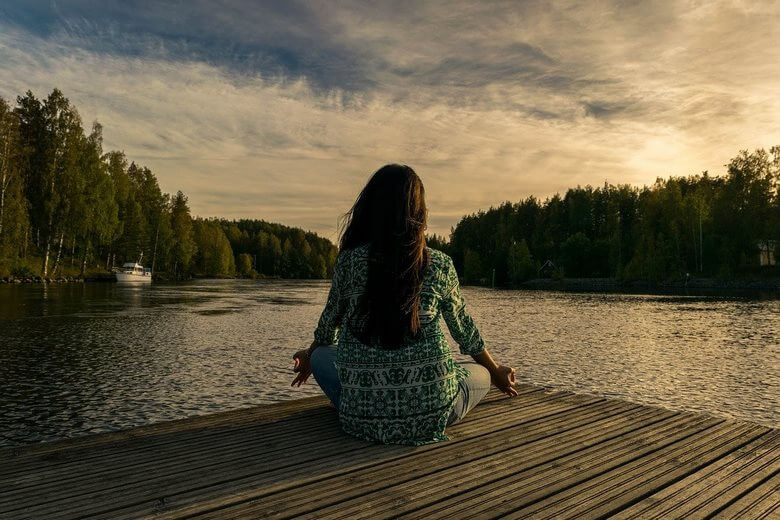 احساس زیبایی,اعتماد به نفس,چرا احساس زیبایی نمیکنم