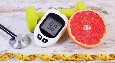 بهترین میوه برای دیابتی ها,خوردن میوه برای دیابتی ها,میوه انار برای دیابتی ها